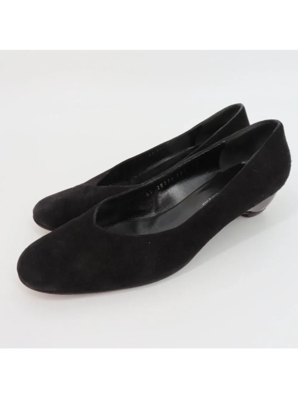 Salvatore Ferragamo 7.5 B Black Suede Tortoise Shell Design Heel Round Toe Italy